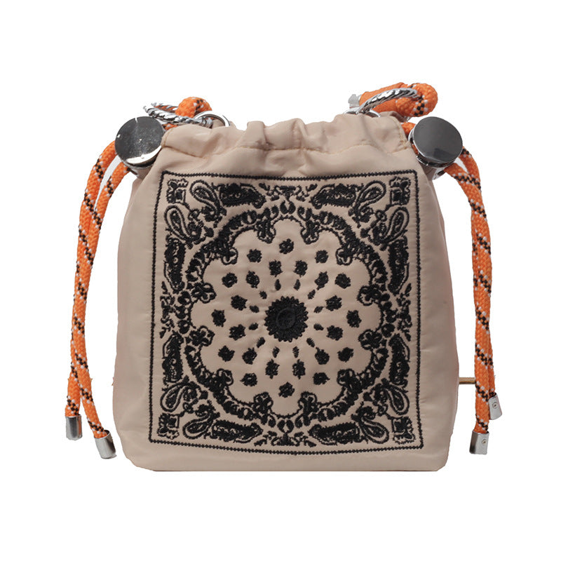 Contrast Color Versatile Ins Nylon Cloth Bag Women's New Messenger Bag Summer Super Fire Niche Embroidery Bucket Bag