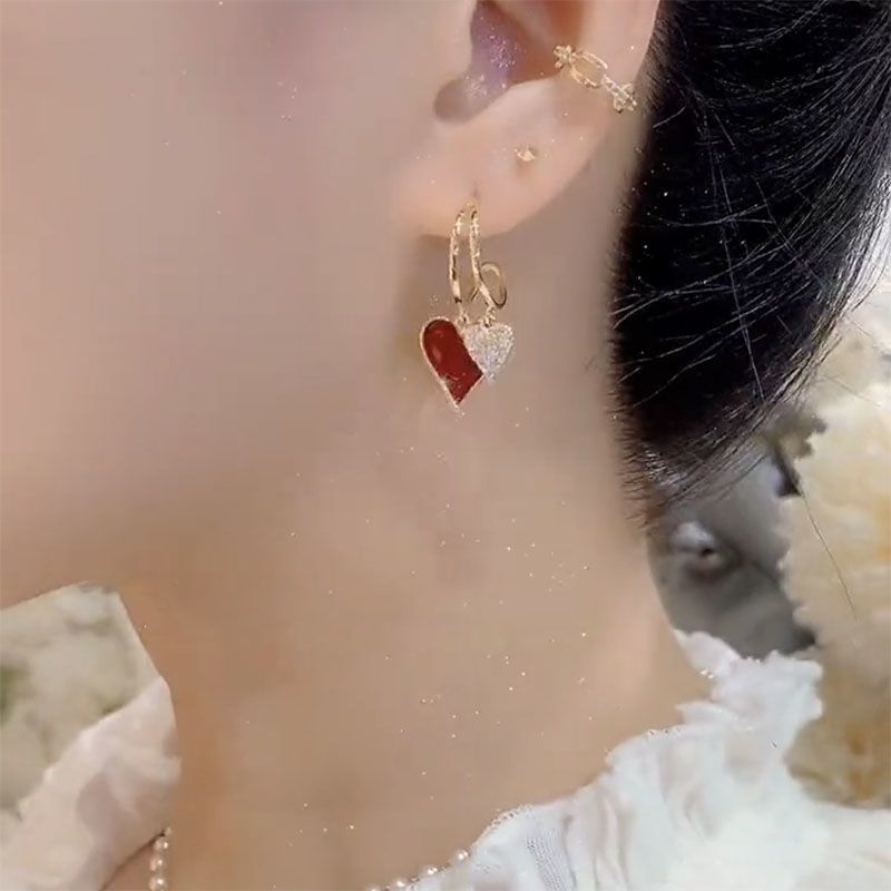 The New Popular Simple Temperament Red Love Earrings Temperament Four Seasons Earrings Light Luxury Niche Design Sense