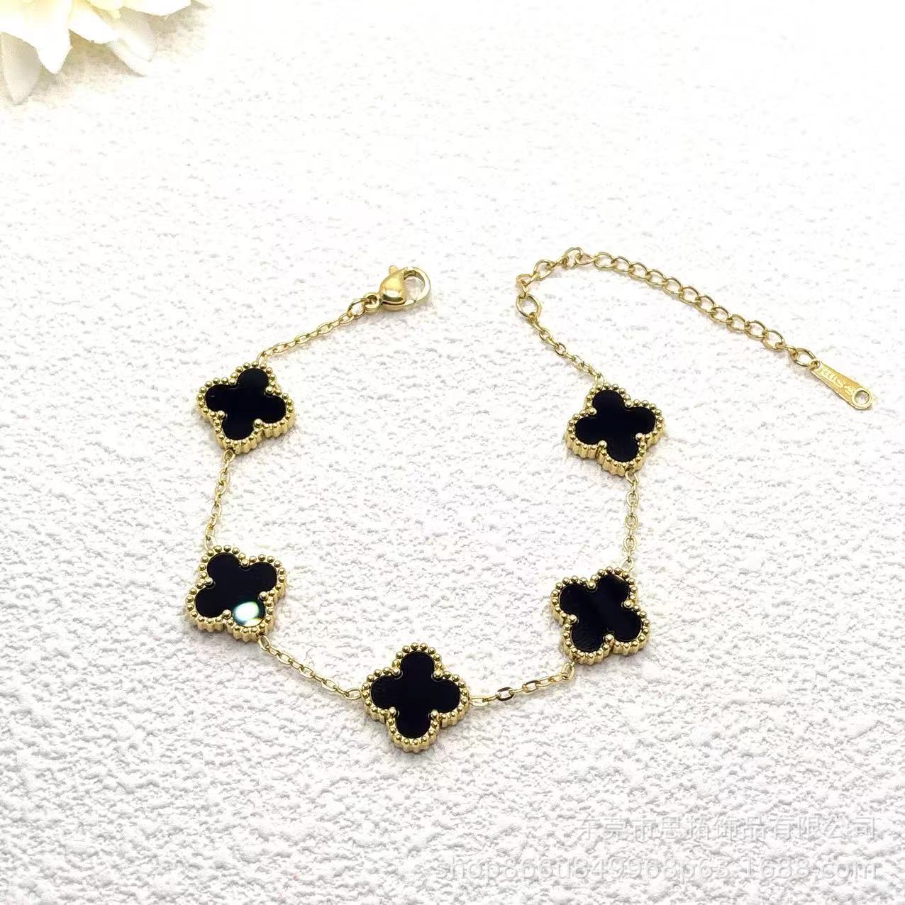 Explosive Lucky Four-leaf Clover Bracelet Titanium Steel Double-sided Fritillary 18K Stainless Steel Korean Version Versatile Factory Direct Sales