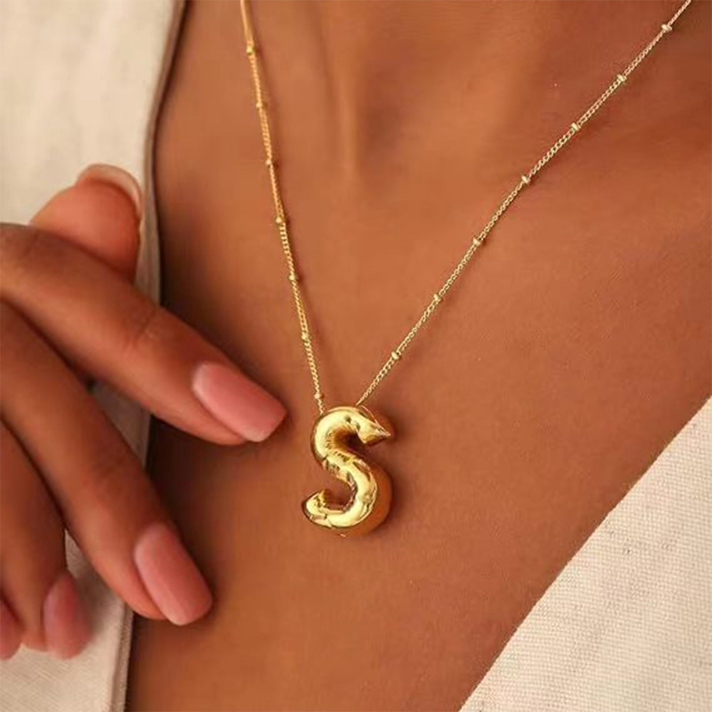 Hot-selling Balloon Glossy Letter Necklace Chubby Pendant European and American Fashion Simple Collarbone Chain