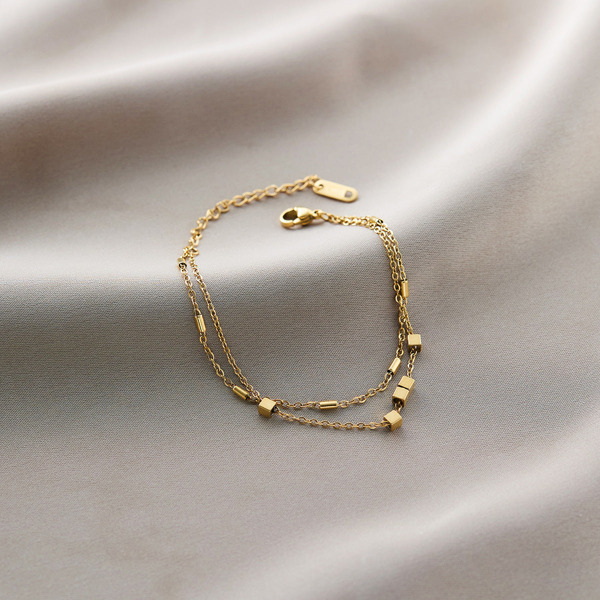 Warm Jian Does Not Fade Cross-border Hot-selling Titanium Steel Bracelet Women's Five-leaf Clover with Diamonds Ins Wind Personality 18K Vacuum Plating