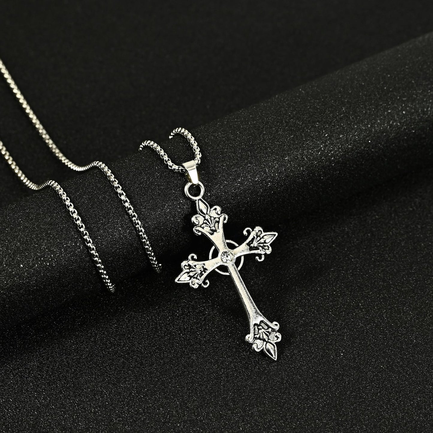 Hip Hop Necklace Jewelry Men's Popular Street Cross Personality Bouncing Alloy Pendant Sweater Chain Wholesale