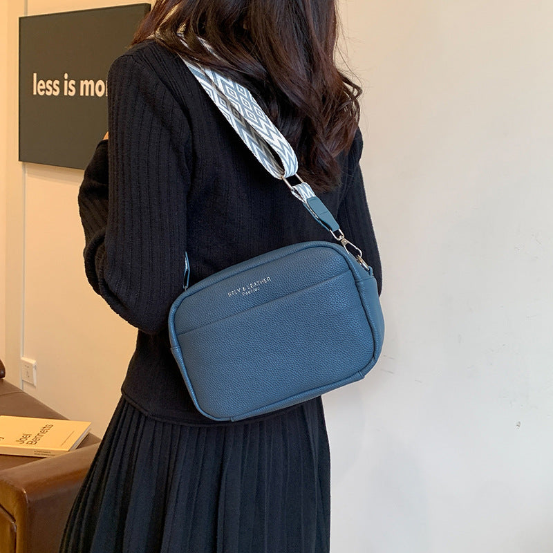 Foreign Trade Cross-border New Women's Bags Women's Wide Shoulder Straps Fashionable and Simple Commuting Casual Shoulder Messenger Bag Small Square Bag