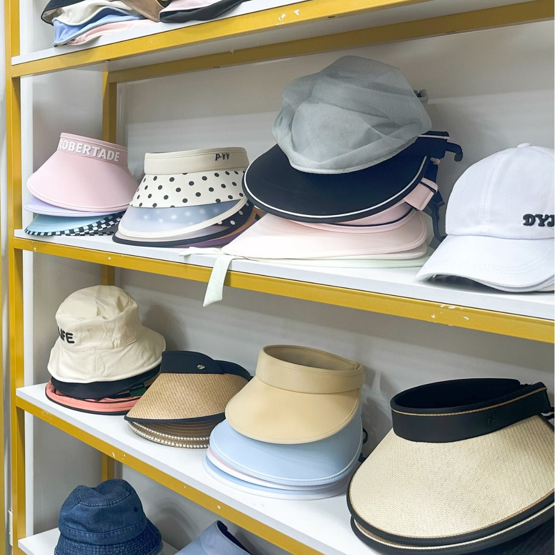 Spring and Summer Hat Stall Wholesale Night Market Entity High Quality Visor Stock Winter Hat Processing Bucket Hat Samples