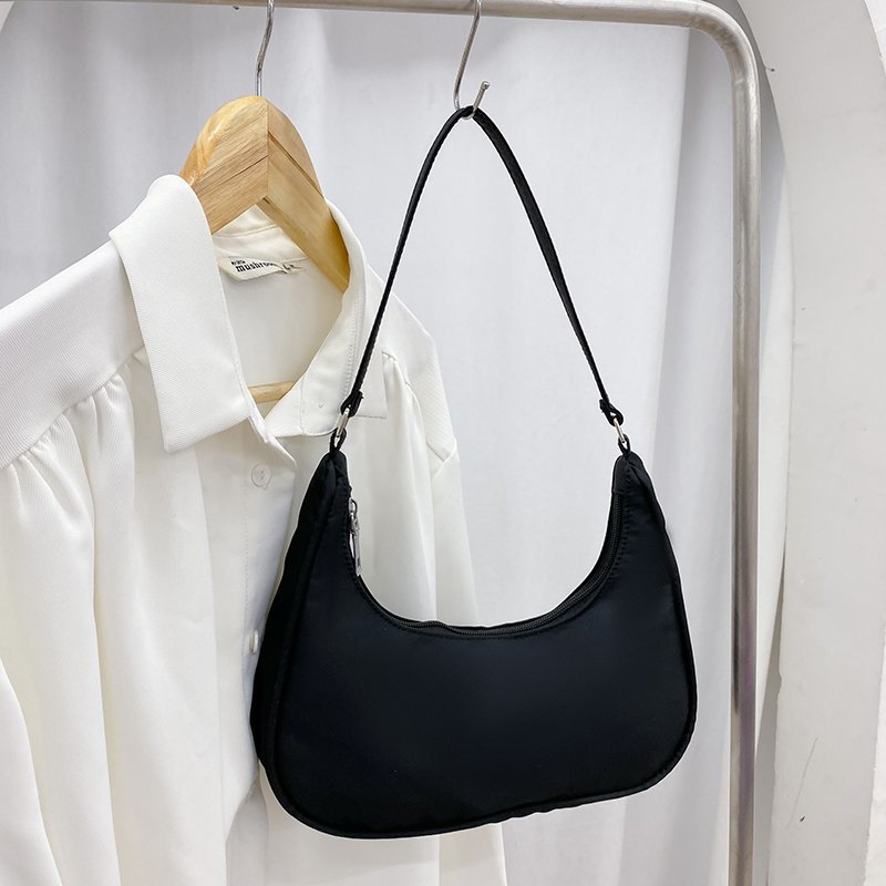 Nylon Messenger Bag Women's New Trendy Dumpling Bag Lightweight Small Satchel Underarm Bag Solid Color Shoulder Women's Bag