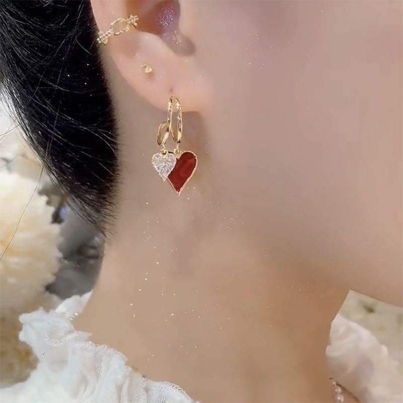 The New Popular Simple Temperament Red Love Earrings Temperament Four Seasons Earrings Light Luxury Niche Design Sense