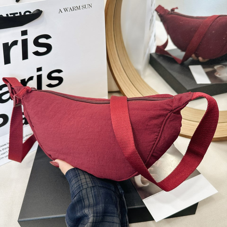 Shoulder Bag Japanese Bag Autumn Women's 2025 New Messenger Bag Versatile Underarm Bag Moon Tooth Bag Fashion Dumpling Bag