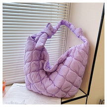 Foreign Trade Wholesale New Pleated Cloud Men and Women with The Same Oblique Span Shoulder Bag Large Capacity Tote Women's Bag