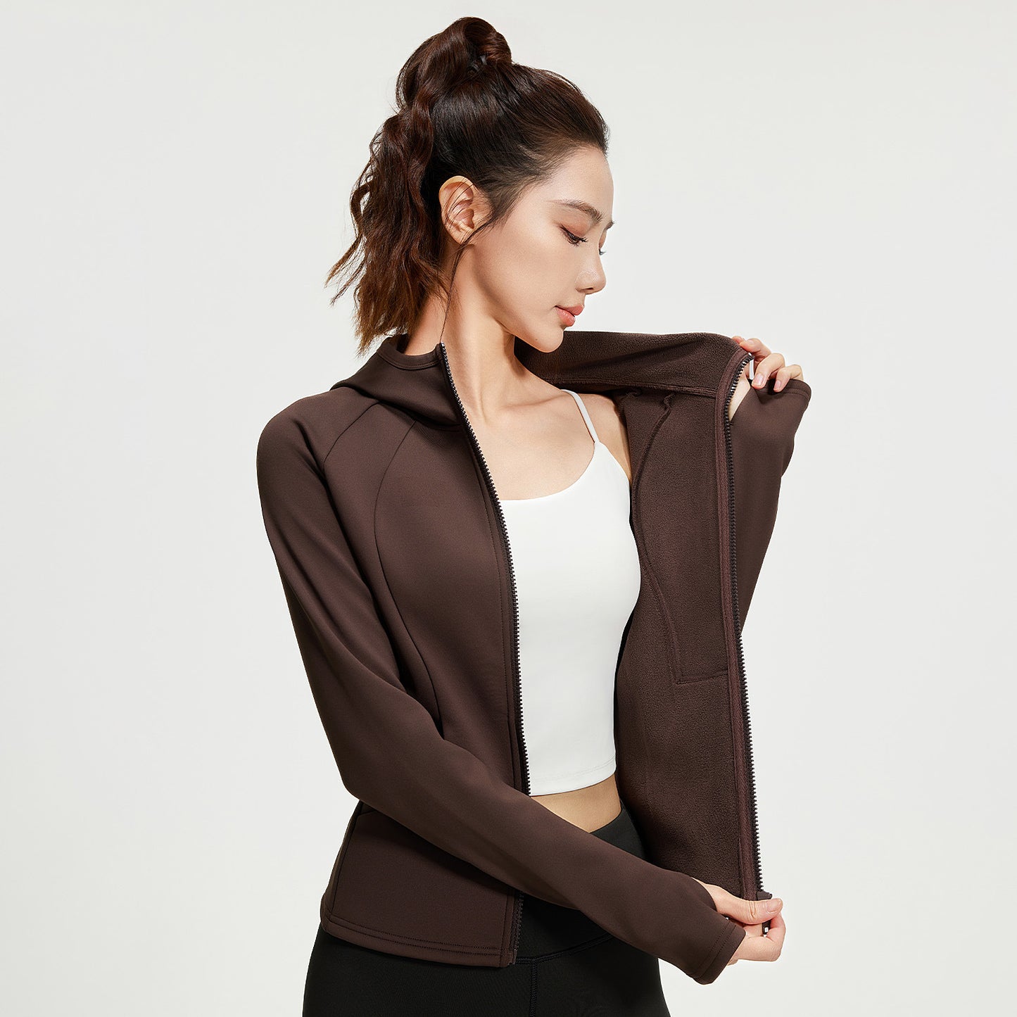 Autumn and Winter Velvet Yoga Jacket To Keep Warm and Slim Waist Women's Fitness Thickened Hooded Yoga Clothing