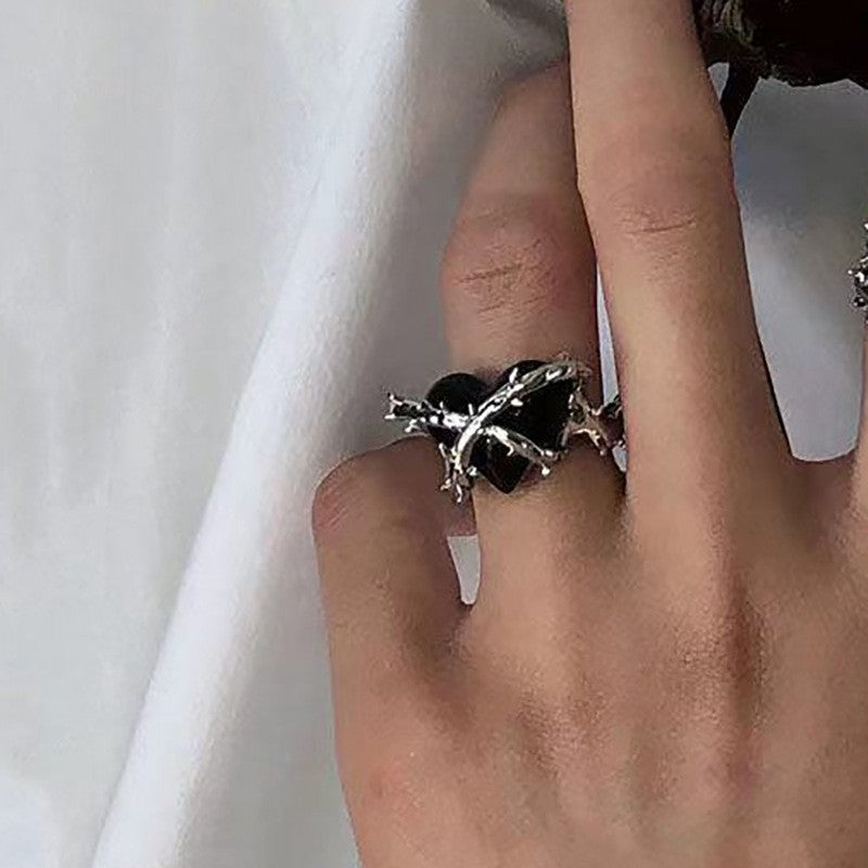 Hot-selling Micro-inlaid Zircon Wrapped Snake Ring Women's Niche Design Sense Fashion Personality Index Finger Ring