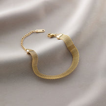 Warm Jian Does Not Fade Cross-border Hot-selling Titanium Steel Bracelet Women's Five-leaf Clover with Diamonds Ins Wind Personality 18K Vacuum Plating