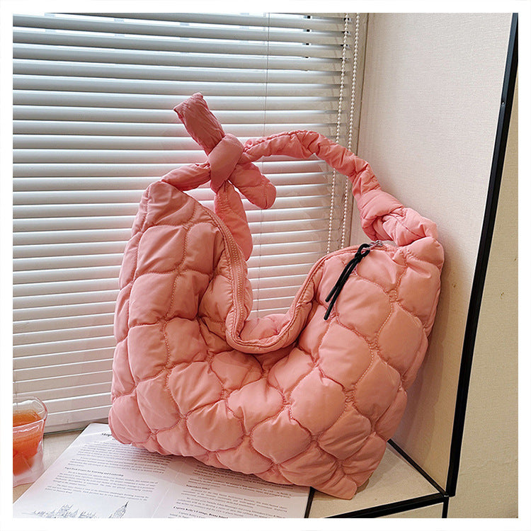 Foreign Trade Wholesale New Pleated Cloud Men and Women with The Same Oblique Span Shoulder Bag Large Capacity Tote Women's Bag