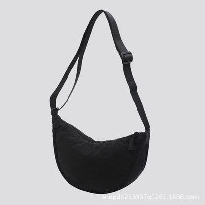 Shoulder Bag Japanese Bag Autumn Women's 2025 New Messenger Bag Versatile Underarm Bag Moon Tooth Bag Fashion Dumpling Bag