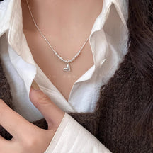 Korean New Pearl Butterfly Necklace Women's High-end Light Luxury Niche Versatile Sweater Chain Autumn and Winter Popular Accessories