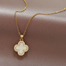 Four-leaf Clover Sweater Chain Women's Autumn and Winter Fashion Small Fragrance Temperament Necklace Light Luxury Niche Ins Tide Internet Celebrity Collarbone Chain