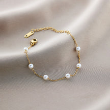 Warm Jian Does Not Fade Cross-border Hot-selling Titanium Steel Bracelet Women's Five-leaf Clover with Diamonds Ins Wind Personality 18K Vacuum Plating