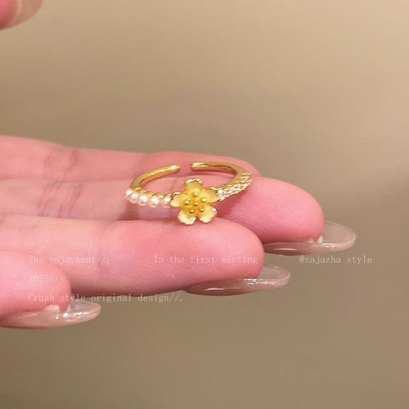 Korean Light Luxury High-end Zircon Pearl Ring Women's Retro Niche Design Bow Ring Ring Open Jewelry
