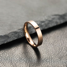 Hot-selling ring women's non-fading niche design 4mm bright surface, plain ring stainless steel jewelry couple ring