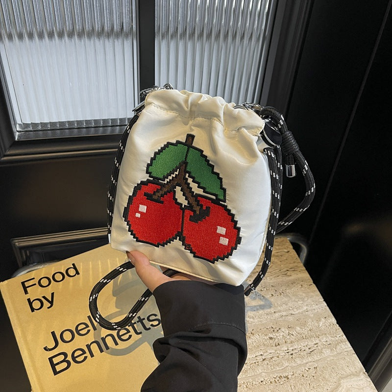 Contrast Color Versatile Ins Nylon Cloth Bag Women's New Messenger Bag Summer Super Fire Niche Embroidery Bucket Bag