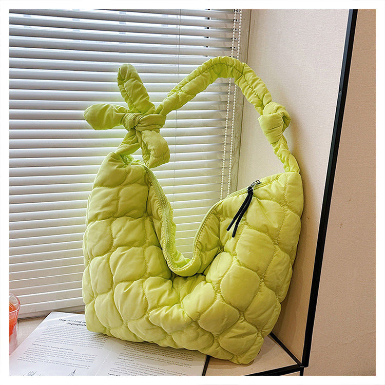 Foreign Trade Wholesale New Pleated Cloud Men and Women with The Same Oblique Span Shoulder Bag Large Capacity Tote Women's Bag