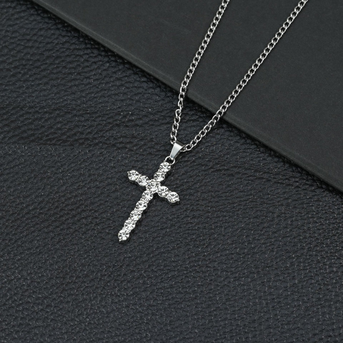 Hip Hop Necklace Jewelry Men's Popular Street Cross Personality Bouncing Alloy Pendant Sweater Chain Wholesale