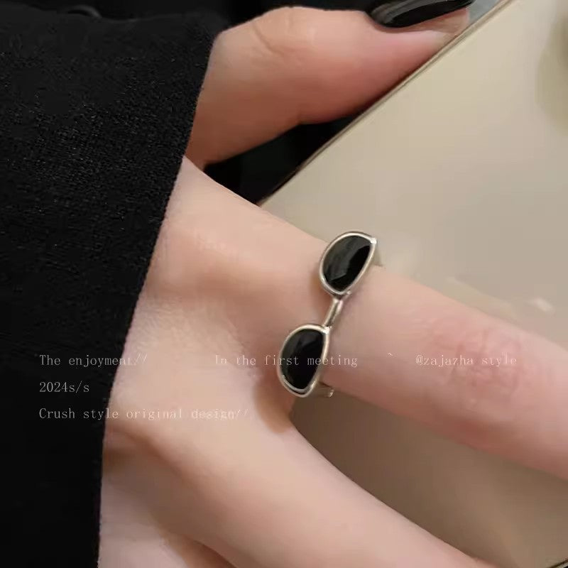 Korean Light Luxury High-end Zircon Pearl Ring Women's Retro Niche Design Bow Ring Ring Open Jewelry