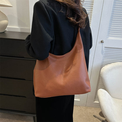 Women's Bag New Versatile Dumpling Bag Fashion Trend Shoulder Bag Large Capacity Commuter Messenger Bag