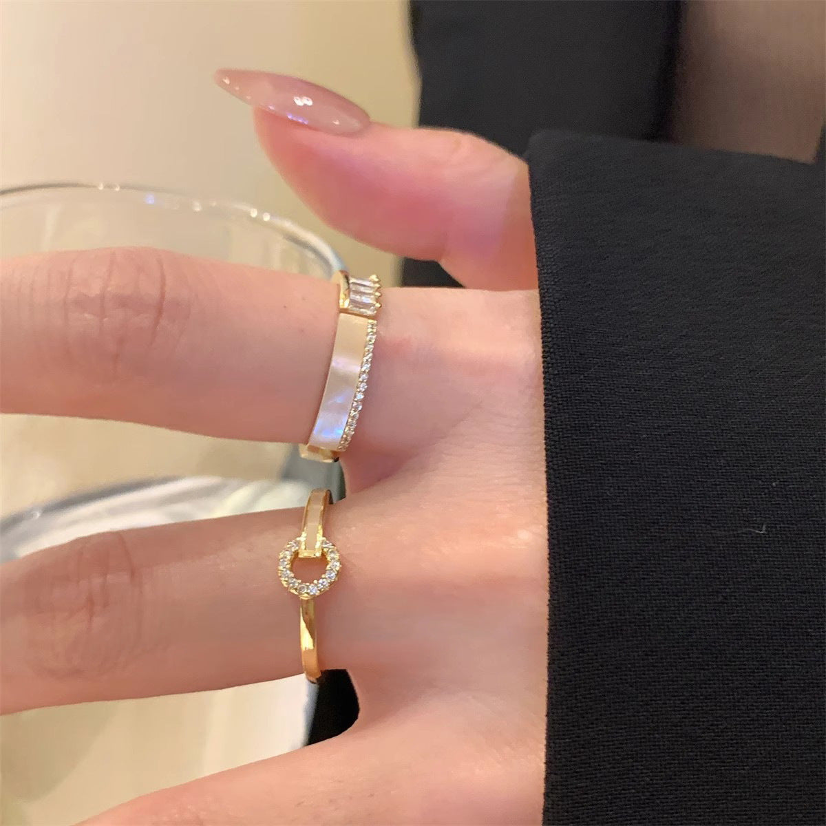 Korean Light Luxury High-end Zircon Pearl Ring Women's Retro Niche Design Bow Ring Ring Open Jewelry