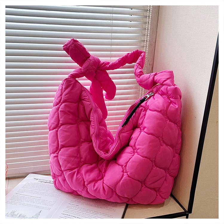 Foreign Trade Wholesale New Pleated Cloud Men and Women with The Same Oblique Span Shoulder Bag Large Capacity Tote Women's Bag