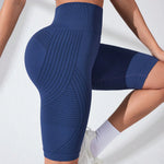 New Seamless Line Yoga Pants Women's Hip-lifting and Thin Bottoming Five-point Pants Tight Running Fitness Pants