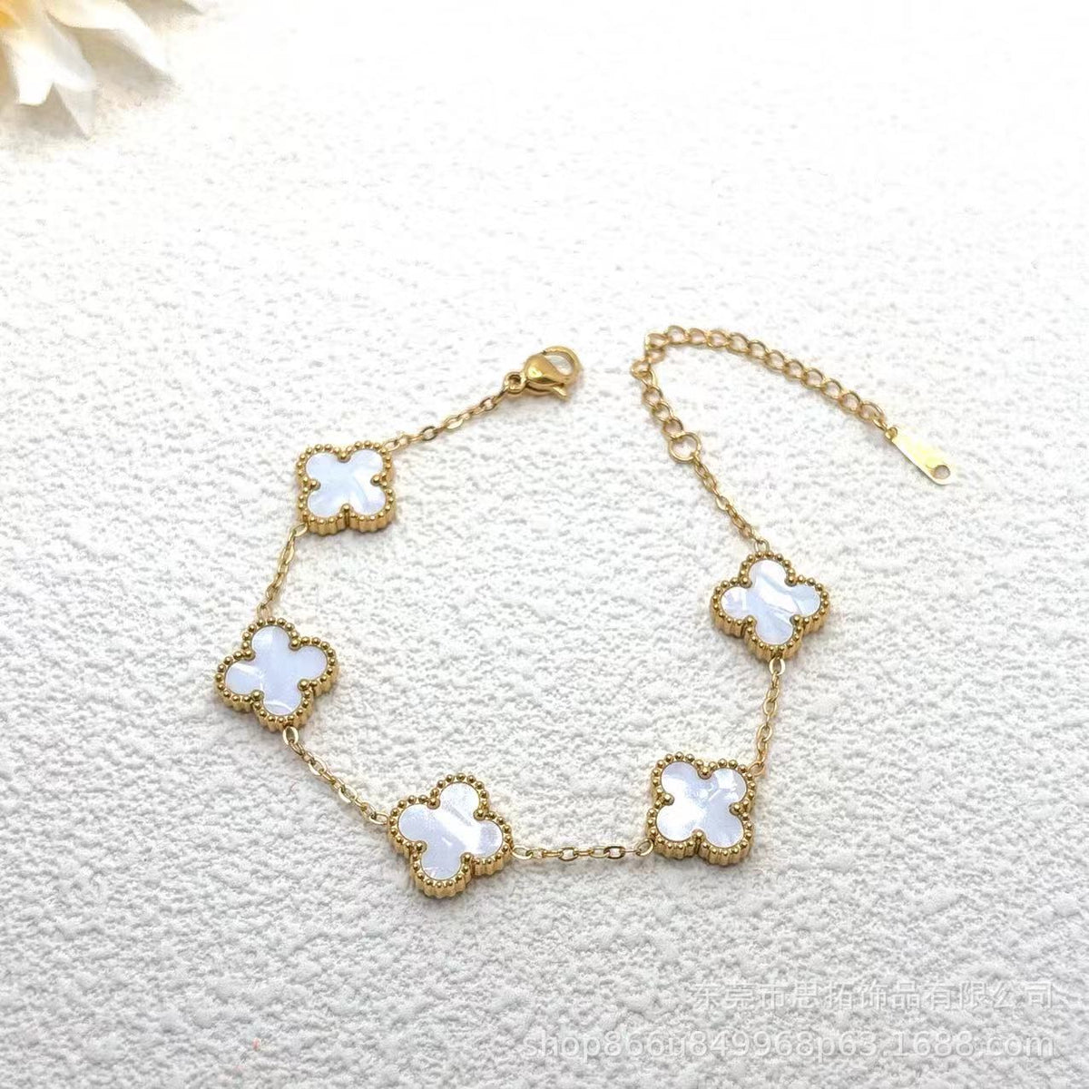 Explosive Lucky Four-leaf Clover Bracelet Titanium Steel Double-sided Fritillary 18K Stainless Steel Korean Version Versatile Factory Direct Sales