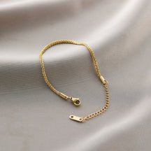 Warm Jian Does Not Fade Cross-border Hot-selling Titanium Steel Bracelet Women's Five-leaf Clover with Diamonds Ins Wind Personality 18K Vacuum Plating