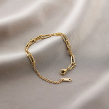 Warm Jian Does Not Fade Cross-border Hot-selling Titanium Steel Bracelet Women's Five-leaf Clover with Diamonds Ins Wind Personality 18K Vacuum Plating