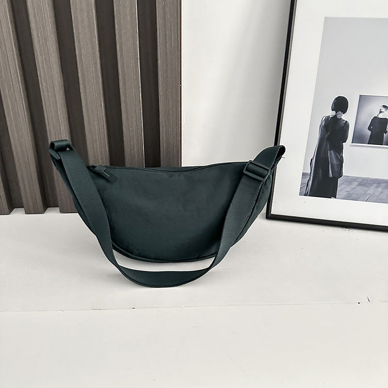 Shoulder Bag Japanese Bag Autumn Women's 2025 New Messenger Bag Versatile Underarm Bag Moon Tooth Bag Fashion Dumpling Bag