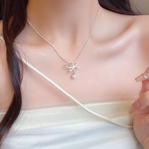 Korean New Pearl Butterfly Necklace Women's High-end Light Luxury Niche Versatile Sweater Chain Autumn and Winter Popular Accessories