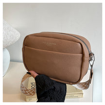 Foreign Trade Cross-border New Women's Bags Women's Wide Shoulder Straps Fashionable and Simple Commuting Casual Shoulder Messenger Bag Small Square Bag