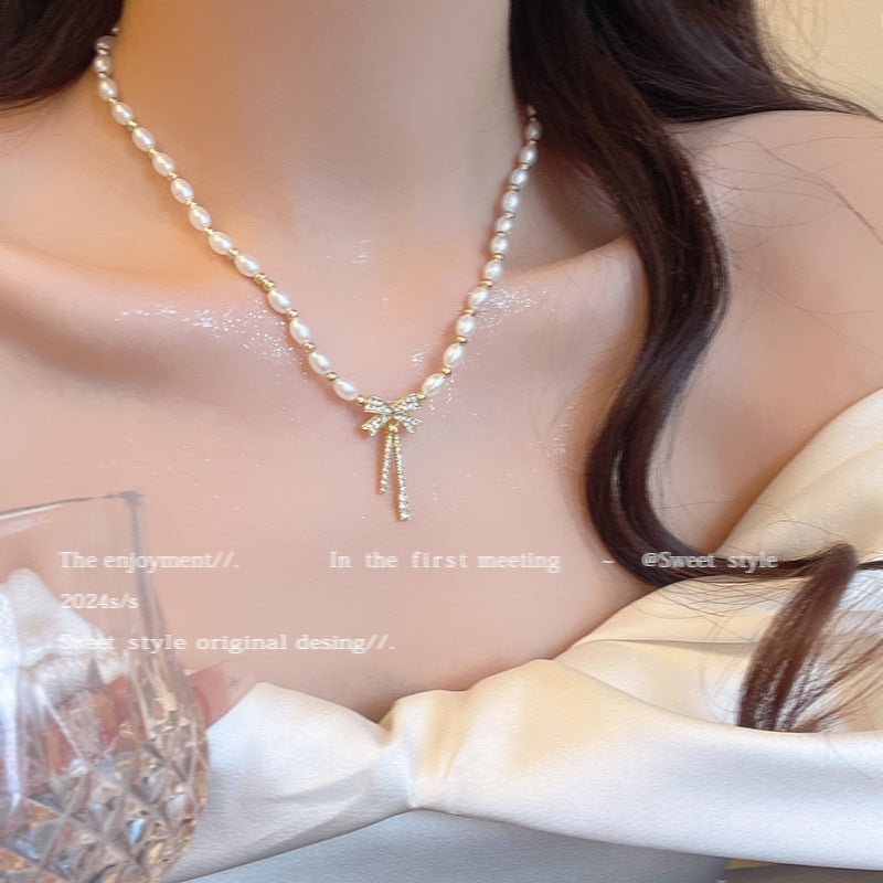 Korean New Pearl Butterfly Necklace Women's High-end Light Luxury Niche Versatile Sweater Chain Autumn and Winter Popular Accessories