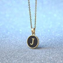 Foreign Trade Hot-selling Ins Wind Simple Alloy, English Letter Necklace Pendant Round Item Pendant 26 Letter Necklace