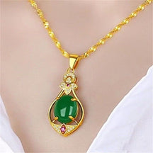 Internet Celebrity Explosion Gold Necklace Female Ins Light Luxury Niche Design High Texture Pendant Collarbone Chain