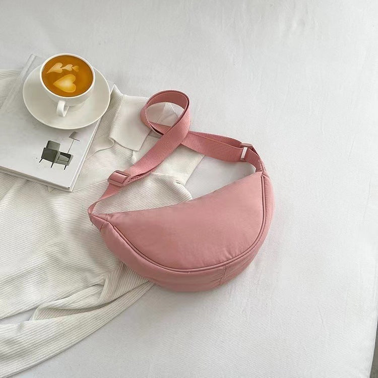 Shoulder Bag Japanese Bag Autumn Women's 2025 New Messenger Bag Versatile Underarm Bag Moon Tooth Bag Fashion Dumpling Bag