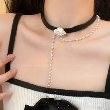 Korean New Pearl Butterfly Necklace Women's High-end Light Luxury Niche Versatile Sweater Chain Autumn and Winter Popular Accessories