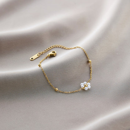 Warm Jian Does Not Fade Cross-border Hot-selling Titanium Steel Bracelet Women's Five-leaf Clover with Diamonds Ins Wind Personality 18K Vacuum Plating