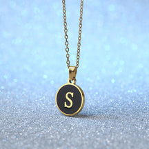 Foreign Trade Hot-selling Ins Wind Simple Alloy, English Letter Necklace Pendant Round Item Pendant 26 Letter Necklace