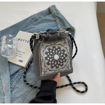 Contrast Color Versatile Ins Nylon Cloth Bag Women's New Messenger Bag Summer Super Fire Niche Embroidery Bucket Bag