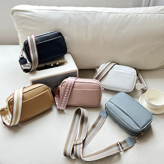 Foreign Trade Women's Bag New Small Square Bag, Small Fragrant Wind Wide Shoulder Strap Single Shoulder Oblique Span Bag Wholesale